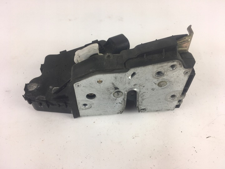 фото №1, Замок дверь правый зад задний bmw e 46 рестайлинг