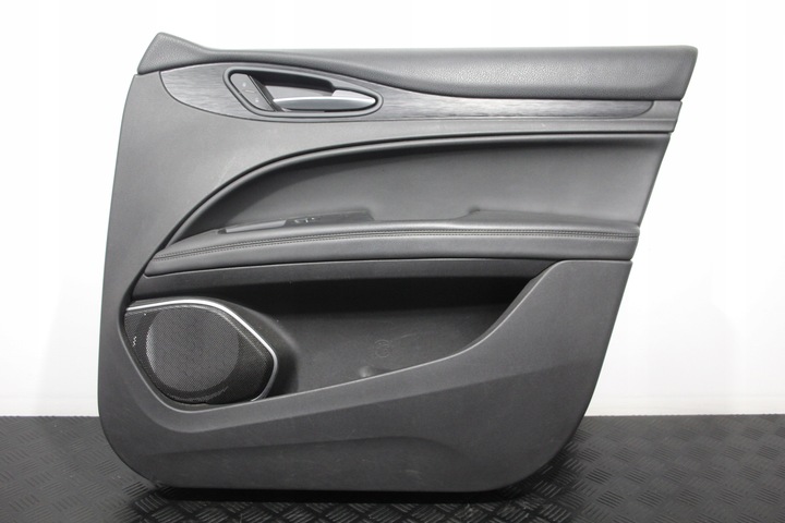 фото №1, Оббивка боковина двері праві перед stelvio