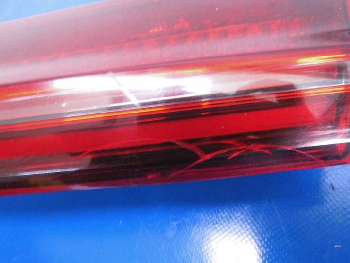 фото №6, Лампа накладка 4ke945095b audi e-tron