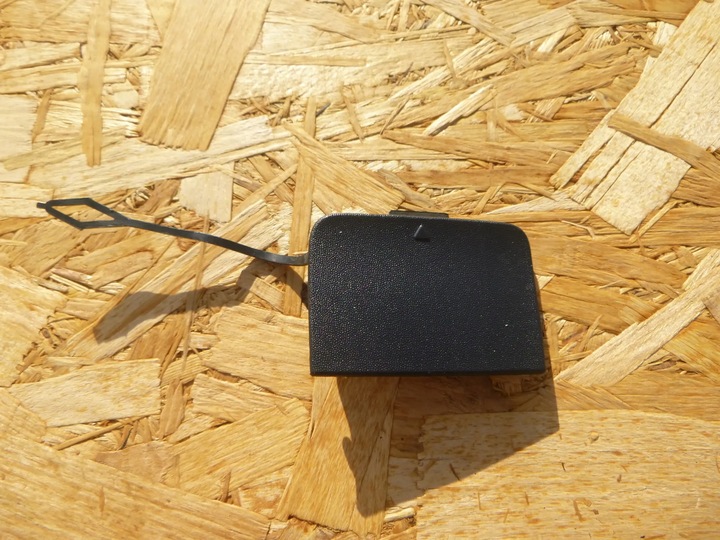 фото №1, Mercedes b-klasa w247 заглушка фаркоп hak бампер зад a2478850201