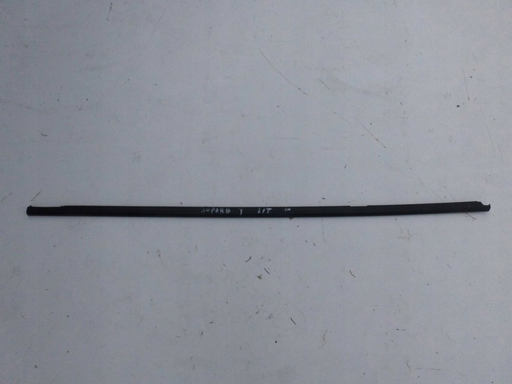 фото №1, Планка накладка skoda superb 3u ліва задня