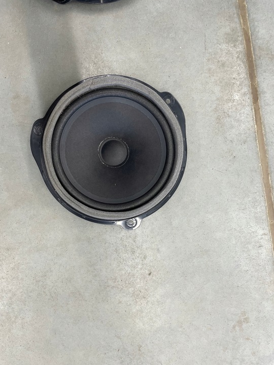 фото №3, Динамик низкочастотный зад audi q5 80a оригинал