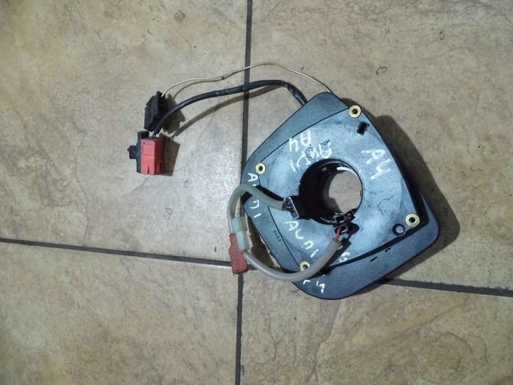 фото №3, Audi a4 стрічка змотувач подушка безпеки 4d0951543d