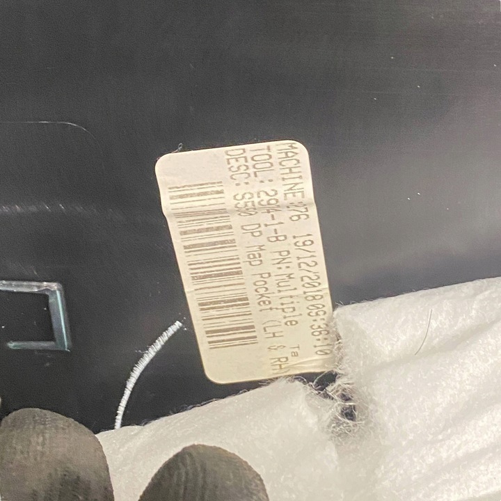 фото №16, Ford mustang vi 2019 права сторона обшивки / обшивка двері передніх