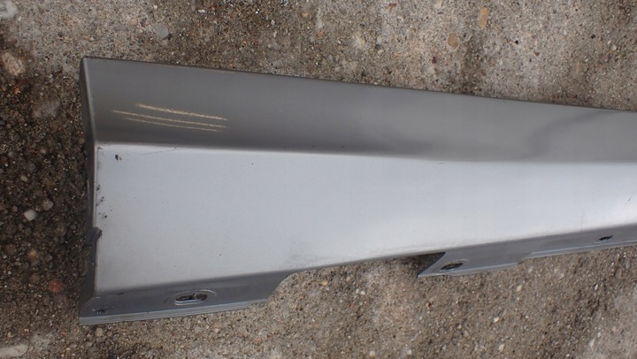 фото №2, Накладка планка порогова права mercedes c w204 c792