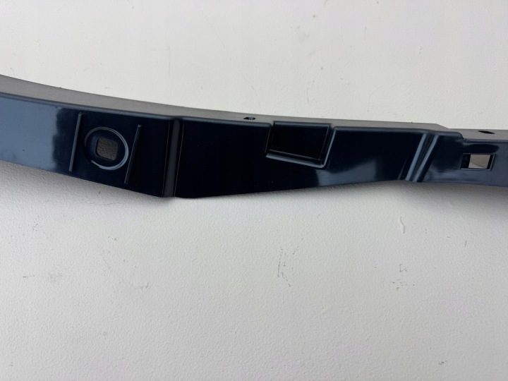 фото №8, Bmw i3 l01 13r- кронштейн  бампера крыльев левое зад 51137296755