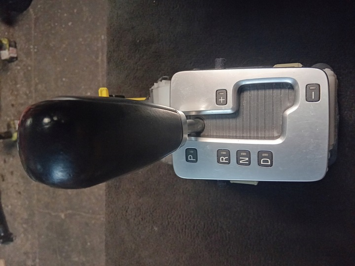 фото №9, Volvo v70 iii s80 ii 2.0 d3 домкрат вибірник автомат трос p31259561 європа