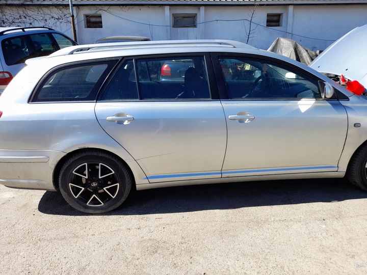 фото №12, Toyota avensis t25 двері праві зад праві задні 1c0