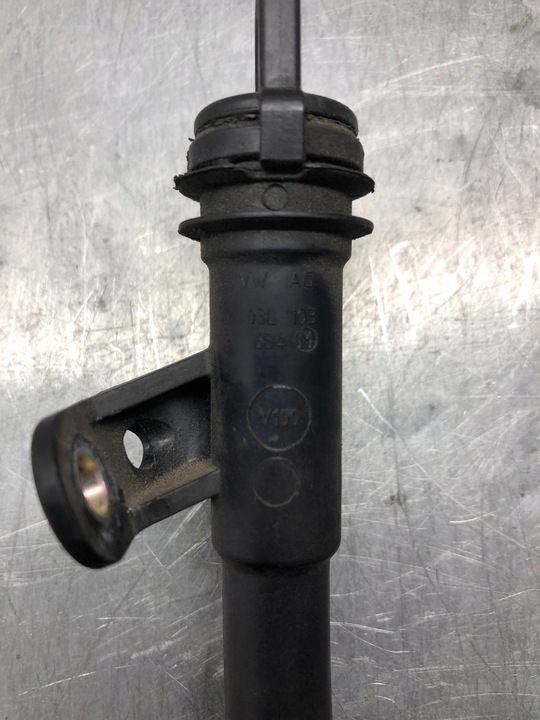 фото №3, A4 b8 a3 8p golf vi skoda щуп щуп масла 03l103634m