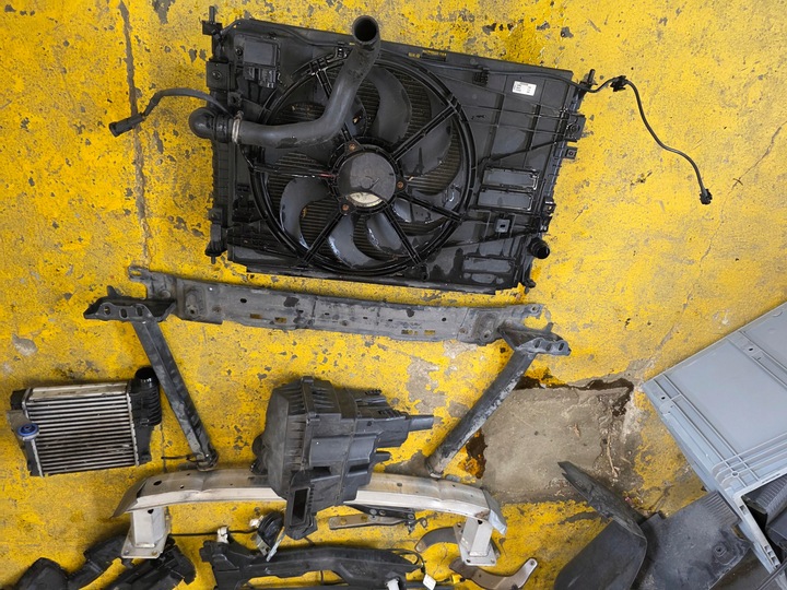 фото №10, Бампер перед citroen c4 picasso ii 2013-2018 корпус піддону pdc