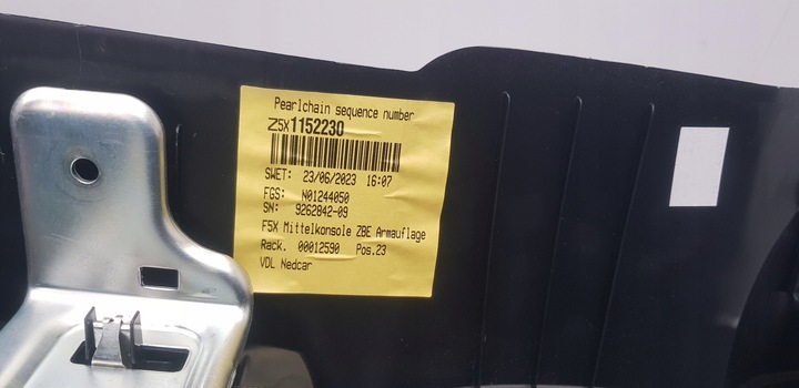 фото №8, Підлокітник тунель зарядний пристрій mini cooper f56 f57