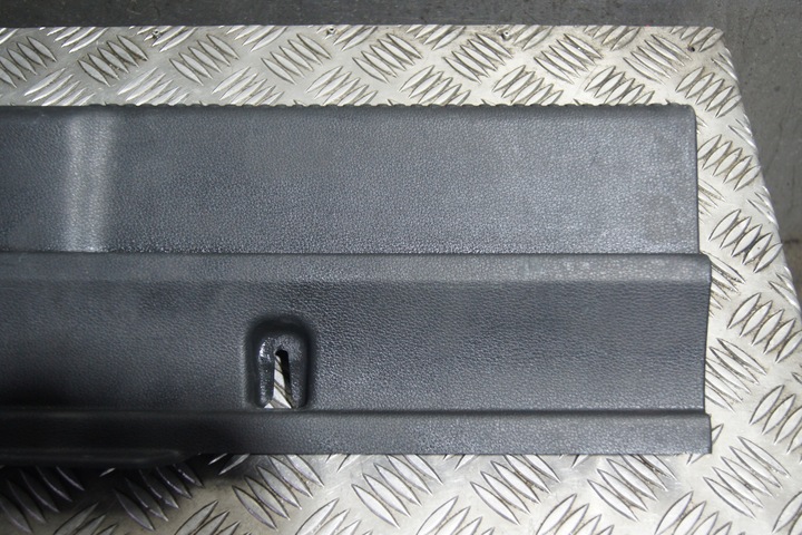 фото №7, Планка порога багажника - audi a3 8v 5d 13-20