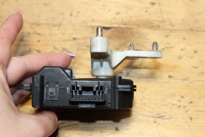 фото №11, Yaris i двигунчик нагрівача європа