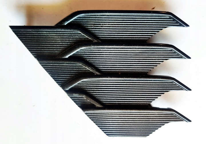 фото №1, Toyota corolla e21 заглушка фаркоп бампера перед