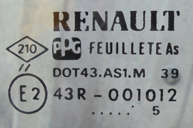 фото №2, Renault clio i 95 r скло передня лобове