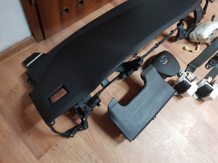 фото №6, Toyota corolla e16 консоль капот панель набір