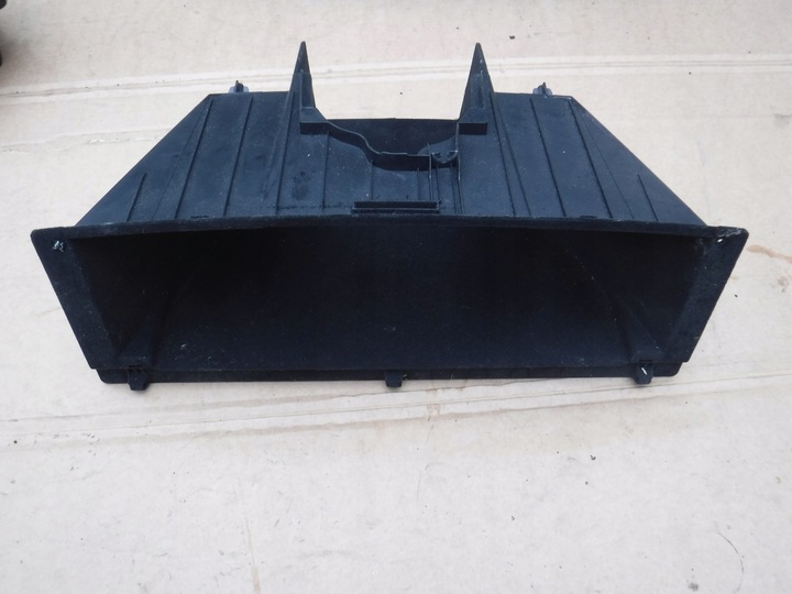 фото №1, Бардачок стены задней audi tt 8s7858337