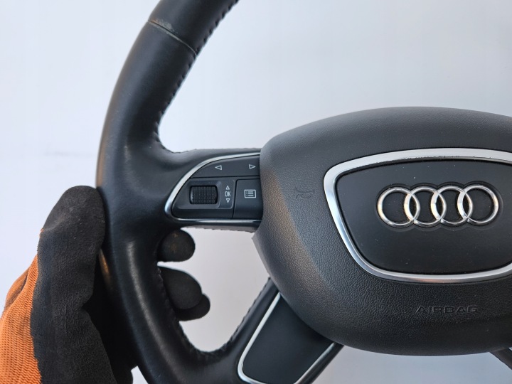 фото №9, Руль четырёхспицевый чёрная кожа кожаный подушка audi a6 c7 a7 4g