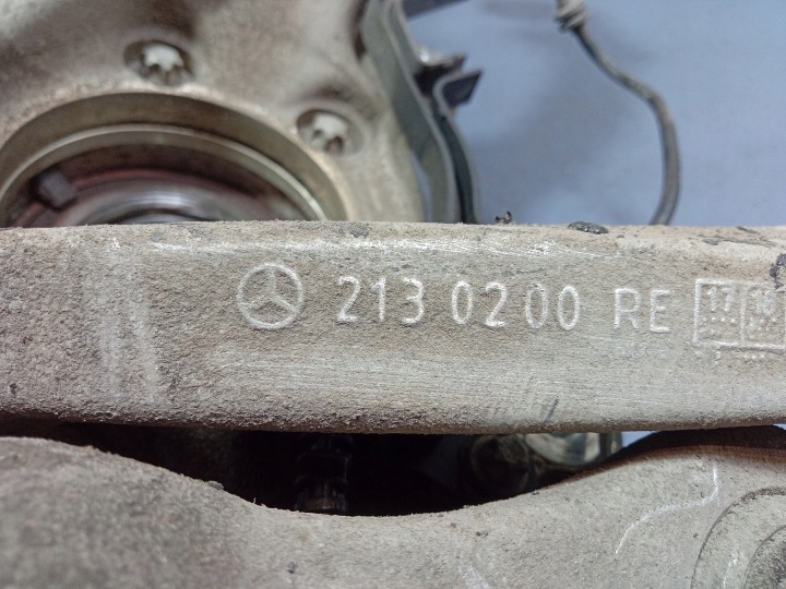 фото №5, Mercedes glc w253 поворотна опора права перед a2130200