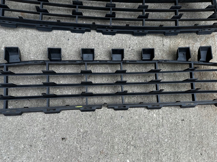 фото №14, Решётка бампера перед renault megane ii рестайлинг