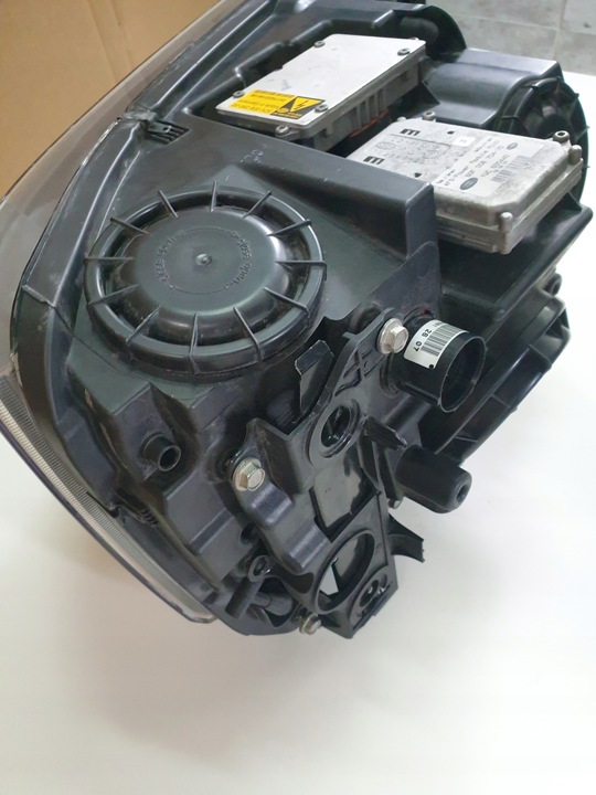 фото №12, Лампа правая range rover sport l320 12pin европа