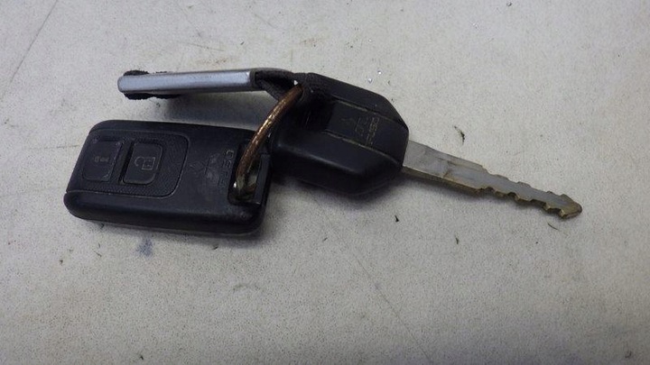 фото №6, Замок запалювання ключ canter fuso viii 3.0 d mk645481