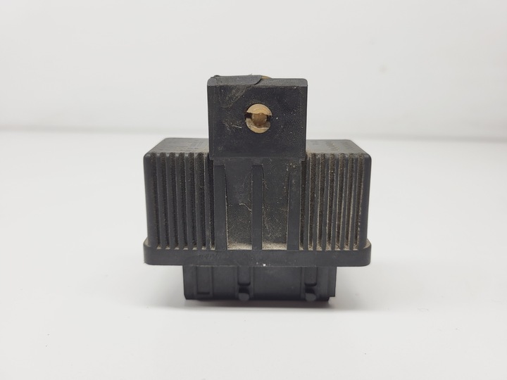 фото №1, Модуль реле насоса топлива omron 240107 peugeot 207 1.4b