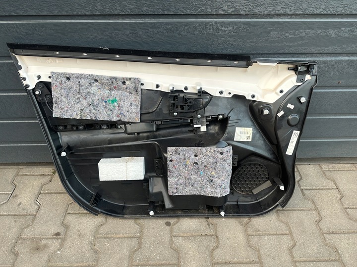 фото №8, Subaru xv i боковина правые перед европа