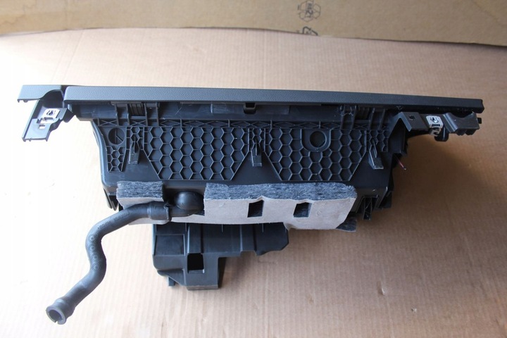 фото №8, Бардачок пассажира vw touareg iii 761857097e