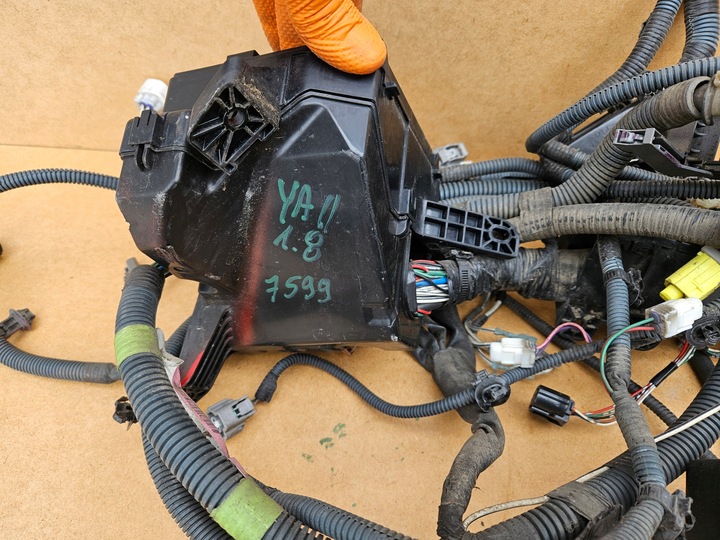 фото №8, Джгут установка камери двигуна коробка bezp. toyota yaris ii 1.8 ts