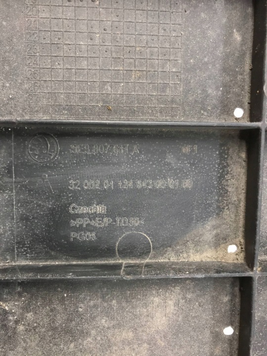 фото №9, Skoda octavia iv спойлер захист нижня бампера перед 5e3807611a