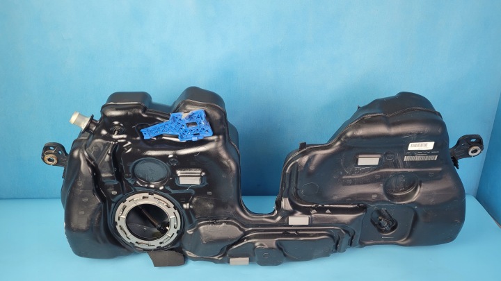 фото №9, Volvo xc60 ii 21r 2.0d бак bak пального 32322072 31372612 32322066