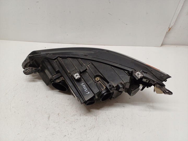 фото №15, Vw golf 8 viii 19- лампа права перед led 5h1941006b