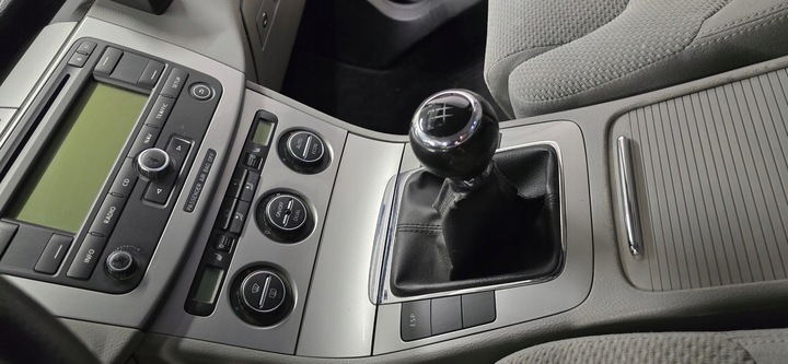 фото №1, Подлокотник комплектный vw passat b6 3c 2004-2010