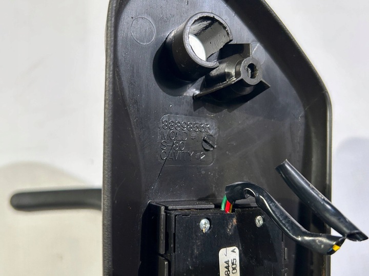 фото №9, Боковина панель корпус сиденья левого водителя chevrolet corvette c6 2005r-