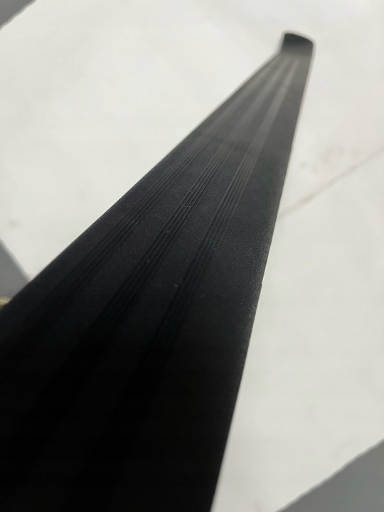 фото №2, Audi оригінальний номер 8l3853906 планка порогова