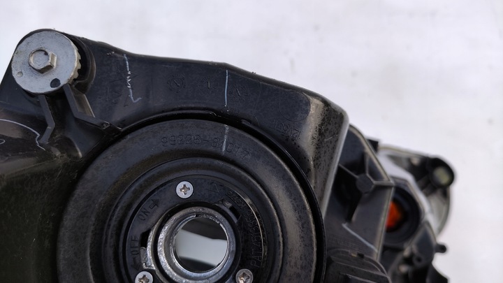 фото №10, Toyota aygo ii 2 14-17 лампа правые перед передняя 99226-81017 t-b11