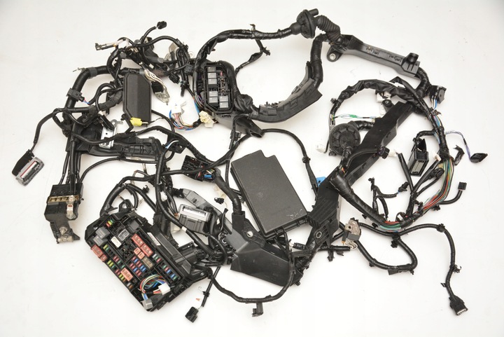 фото №9, Установка камеры двигателя полный led toyota chr 1.8h 2017r