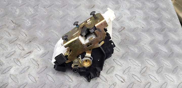 фото №1, Mondeo mk3 рестайлинг замок дверь левый зад 3 pin