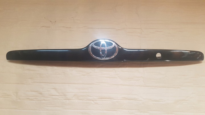 фото №1, Toyota corolla e12 02-06 накладка sedan 209