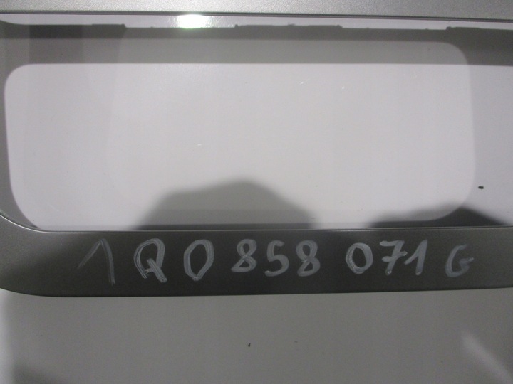 фото №3, Рамка радіо навігації vw eos рестайлінг 1q0858071g