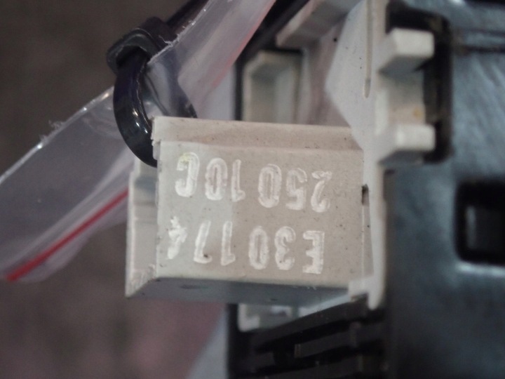 фото №12, Renault megane iii hb 3d 08-14 перемикач регулювання світла esp 648450001r