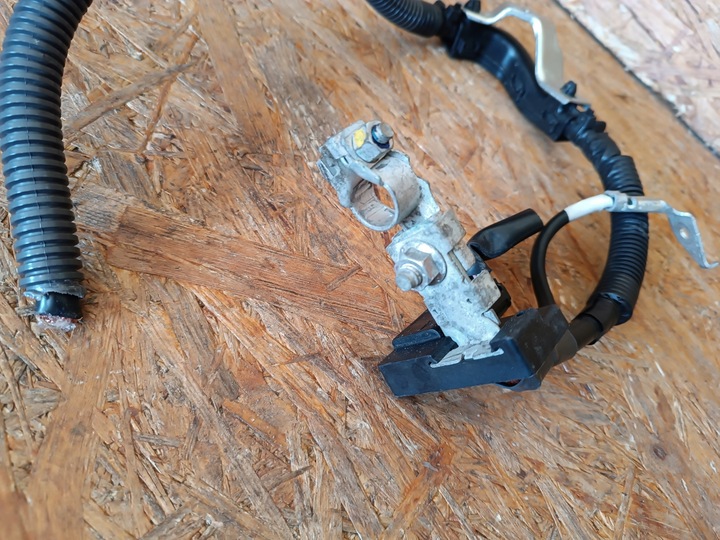 фото №7, Клема мінусова toyota avensis t27 2.2 82815-05270