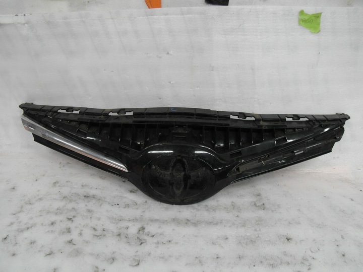 фото №1, Toyota avensis t29 решётка радиатора решётка