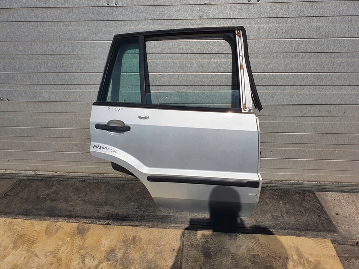 фото №1, Ford fusion дверь зад задние правые номер lak 666