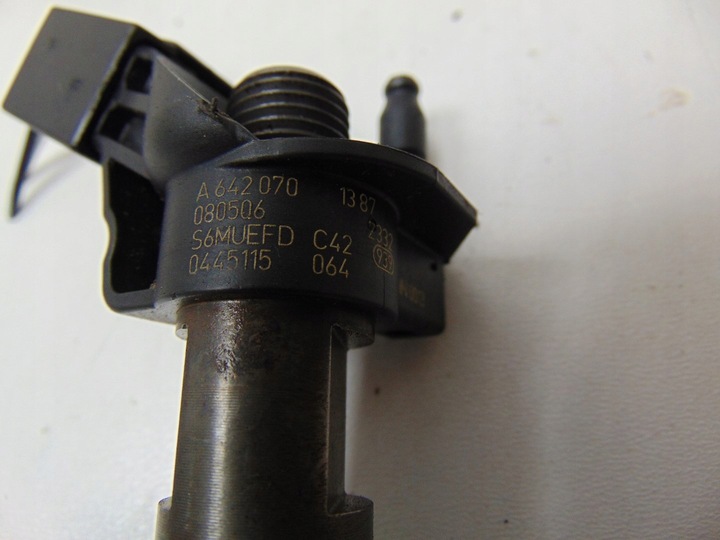 фото №11, Інжектор mercedes sprinter 906 3.0 cdi v6 0445115064 a6420701387