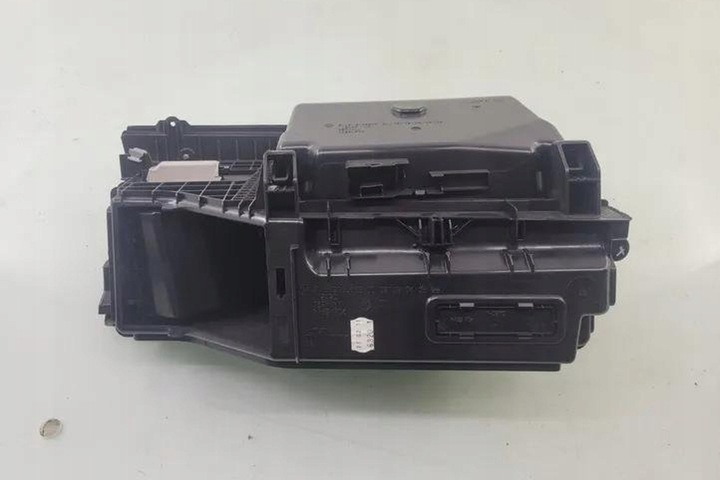 фото №10, Бардачок bmw 5 f10 9173907 3.5l дизель 220kw 2011