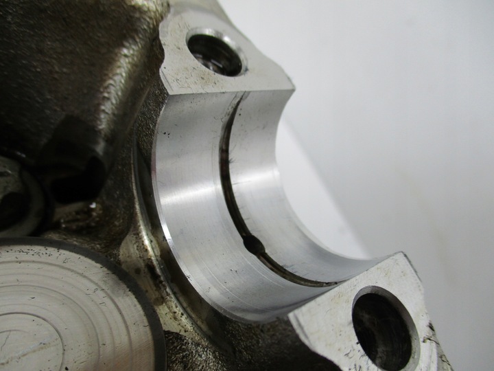 фото №13, Cayenne 4.5 v8 ліва головка вали 948104104