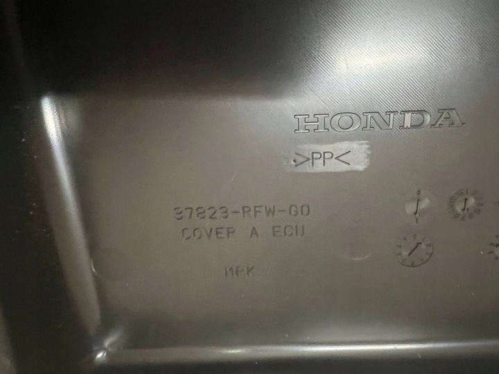 фото №12, Honda cr-v iii рестайлінг 10-12 корпус кріплення комп'ютера двигуна