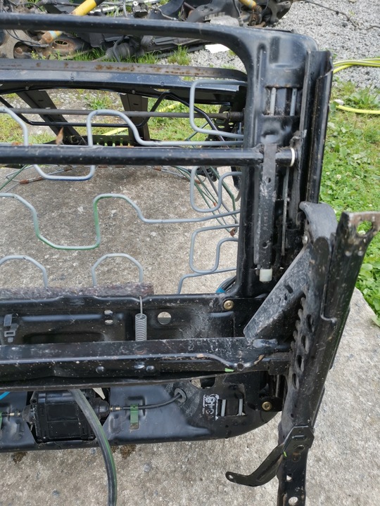 фото №8, Сиденье правые пассажир mercedes w124 купе каркас